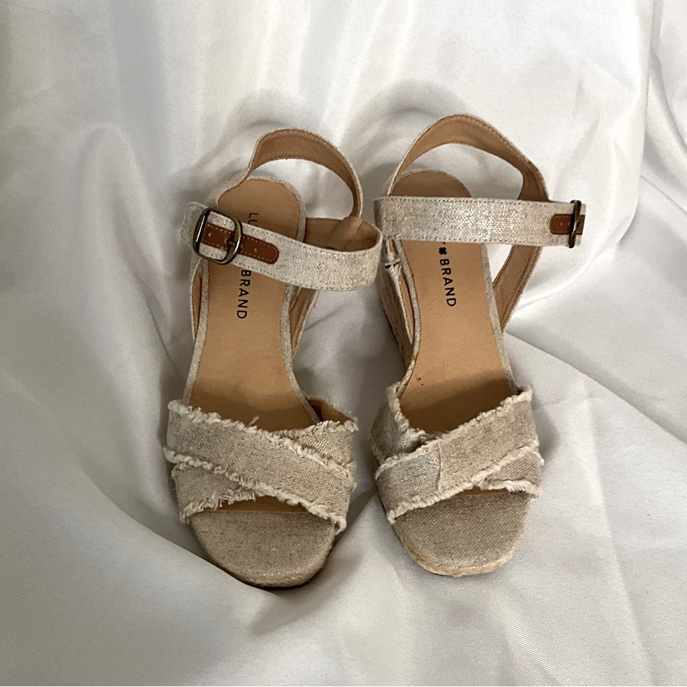 NWOB Lucky Heeled Natural Espadrilles 
Size 6.5 Super Stylish and Gorgeous